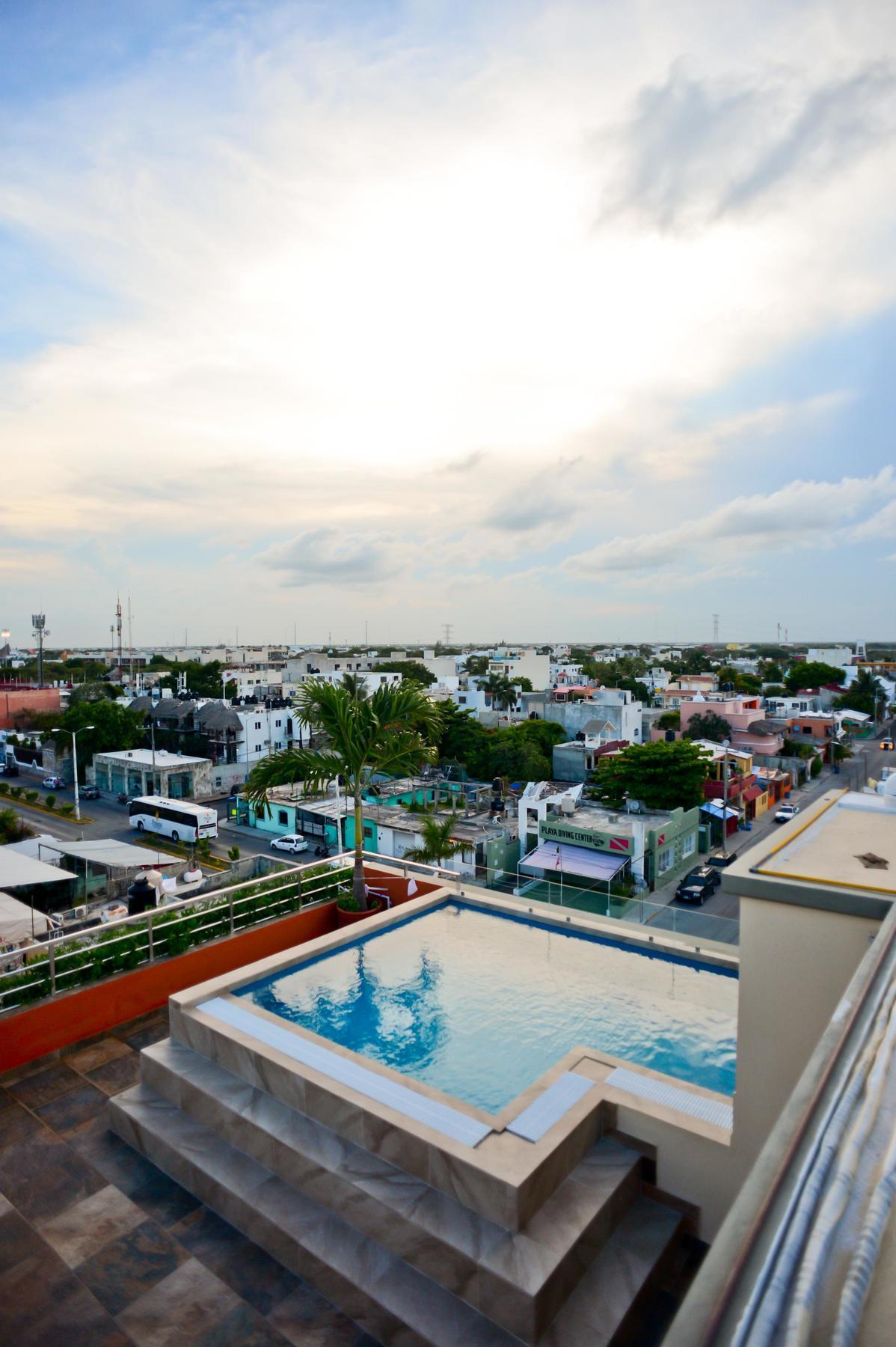 Sunrise 42 Suites Hotel Плайя-дель-Кармен Екстер'єр фото