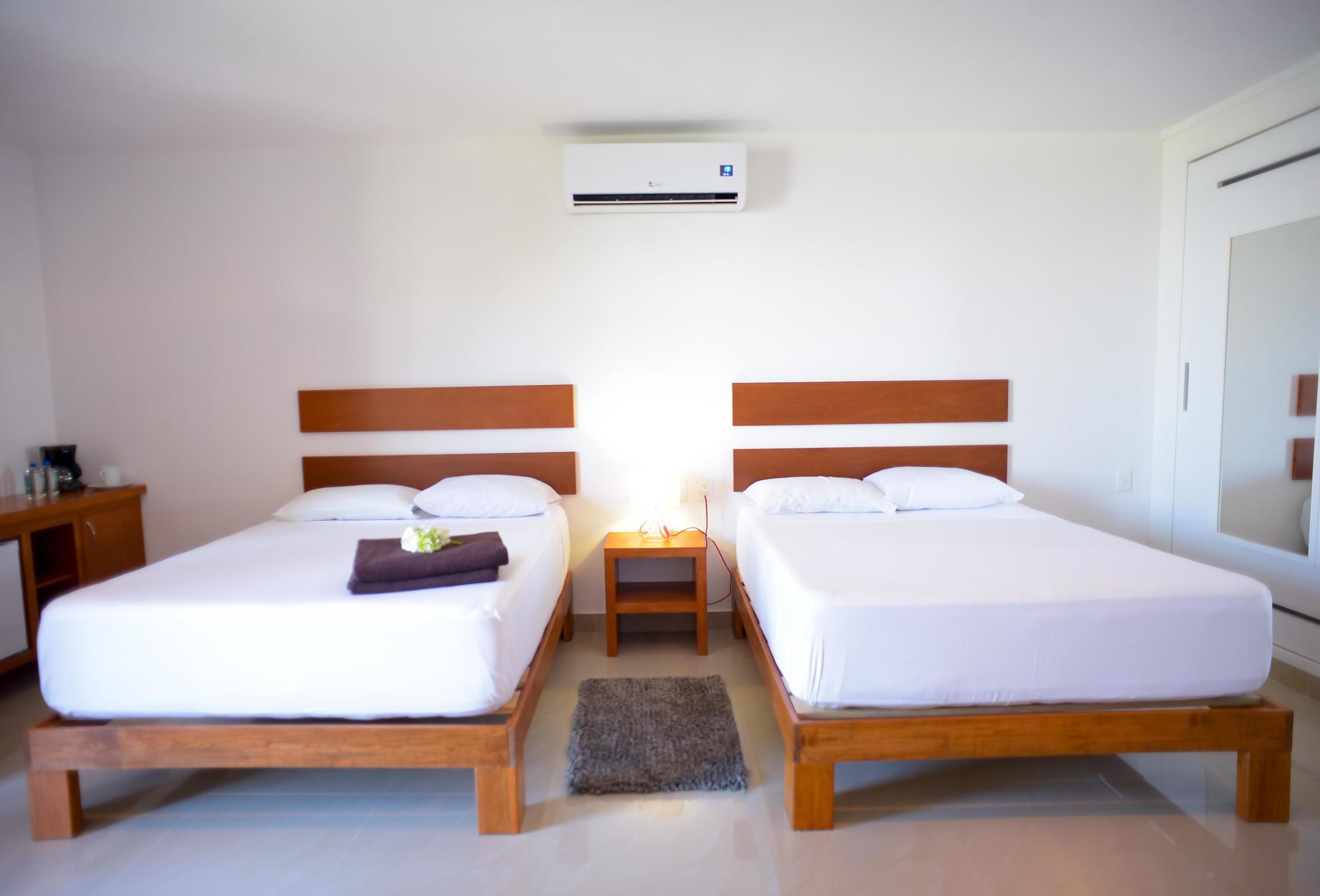 Sunrise 42 Suites Hotel Плайя-дель-Кармен Екстер'єр фото